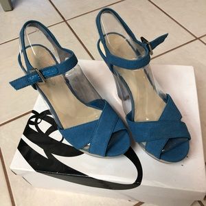 Nine West Platform shoes NWOT